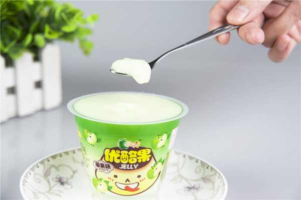 果不離優(yōu)酪果蘋果味.jpg 果不離優(yōu)酪果蘋果味.jpg